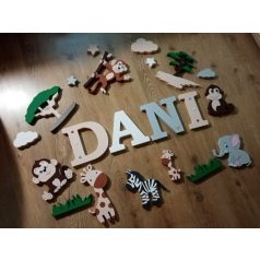   Dekornév, fali dekoráció gyerekszobába szavanna témában, babaszobadekor, dekorbetű, falidekoráció, hungarocell, névtábla